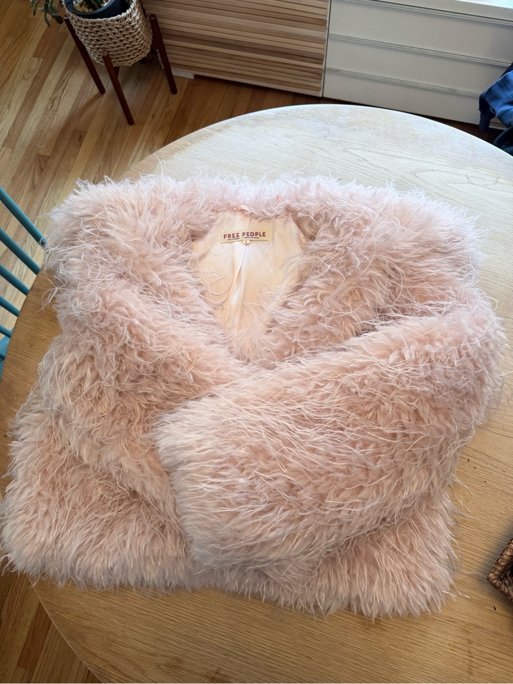 Free People Moonlight Faux Fur Jacket Soft Dusty Pink with pockets size M - Picture 2 of 10